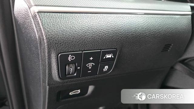 Kia K5 3rd generation 2023 Серый из Кореи, фото 4