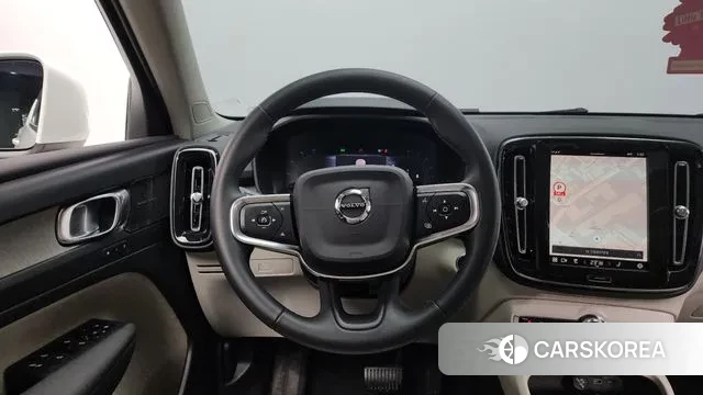 Volvo XC40 2022 Белый из Кореи, фото 4