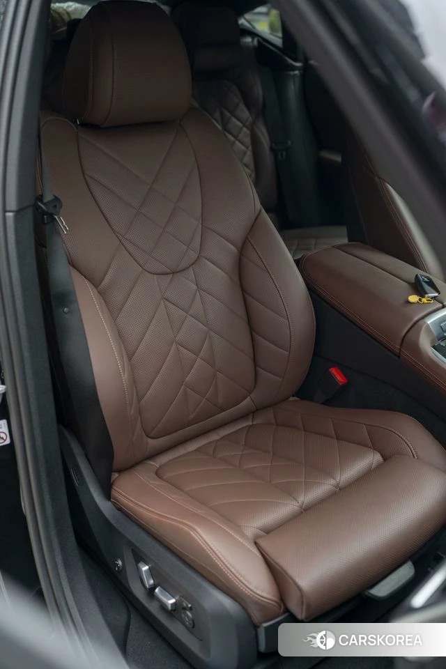 BMW X6 2025 Черный из Китая, фото 4