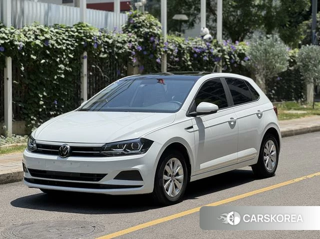Volkswagen Polo 2023 Белый из Китая, фото 4