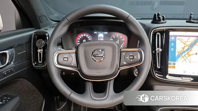 Volvo XC40 2022 Белый из Кореи, фото 4