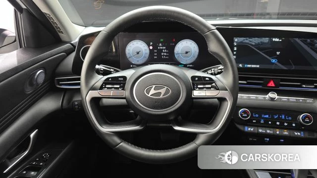 Hyundai The New Avante (CN7) 2024 Белый из Кореи, фото 4
