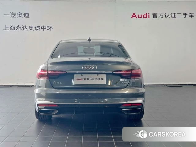 Audi A4L 2021 Темно-серый из Китая, фото 4