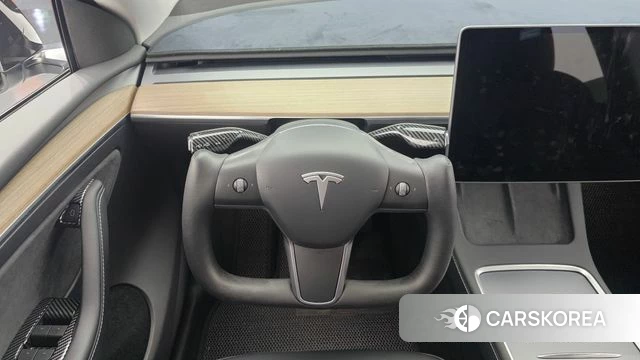 Tesla Model Y 2023 Белый из Кореи, фото 4