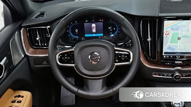 Volvo XC60 second Generation 2023 Белый из Кореи, фото 4