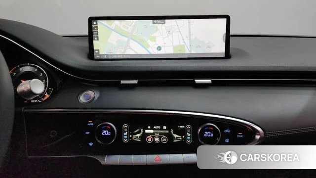 Genesis GV70 2023 Черный из Кореи, фото 4