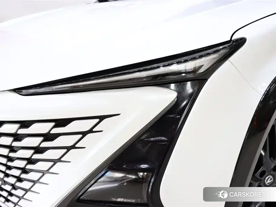 Chang'an Changan UNI-T 2024 Белый из Китая, фото 4