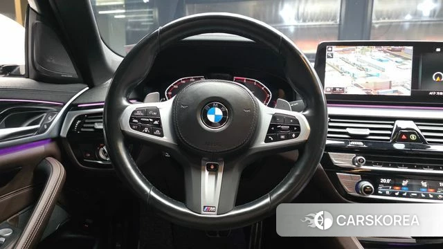 BMW 5 Series (G30) 2022 Белый из Кореи, фото 4