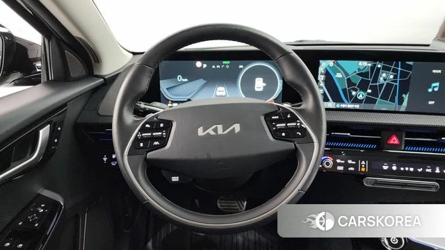 Kia EV6 2023 Черный из Кореи, фото 4