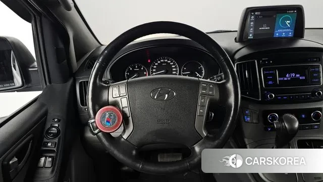 Hyundai The New Grand Starex 2018 Белый из Кореи, фото 4