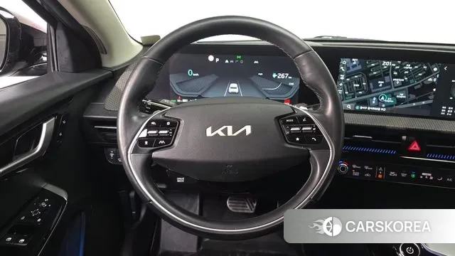 Kia EV6 2022 Черный из Кореи, фото 4