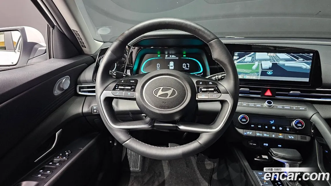 Hyundai The New Avante (CN7) 2024 Белый из Кореи, фото 4