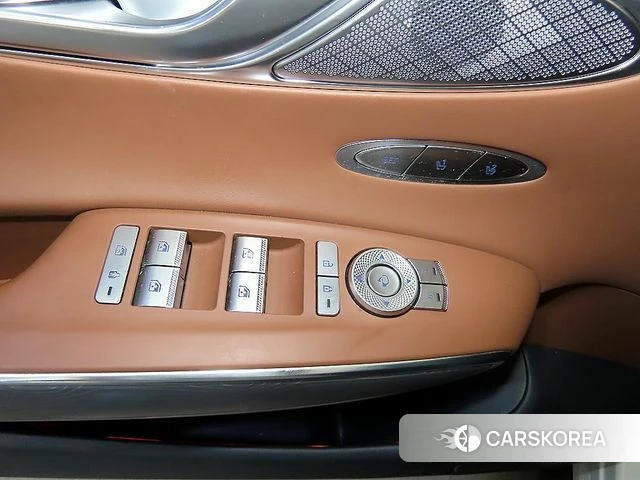 Genesis GV70 2021 Белый из Кореи, фото 4
