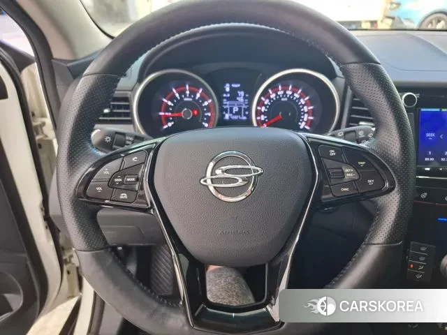 Ssangyong Tivoli Air 2019 Белый двухцветный из Кореи, фото 4