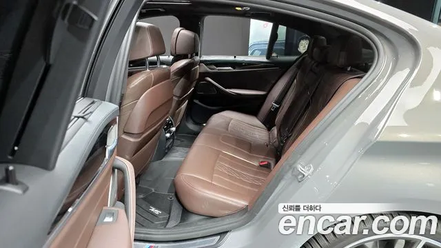 BMW 5 Series (G30) id 2387331 из Кореи 4