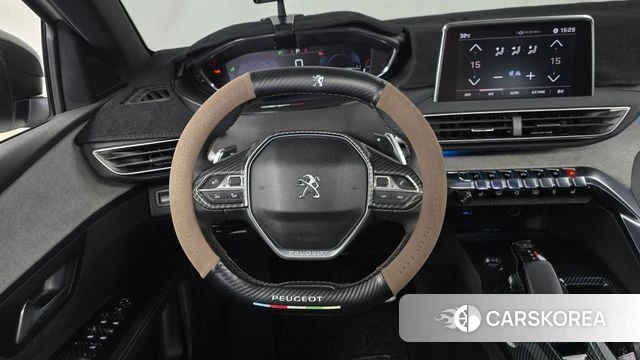 Peugeot 5008 second generation 2018 Белый из Кореи, фото 4