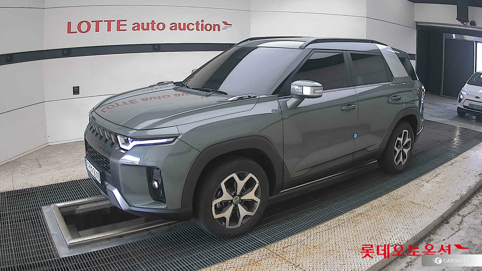 SsangYong Torres 2023 Forest Green из Кореи, фото 4