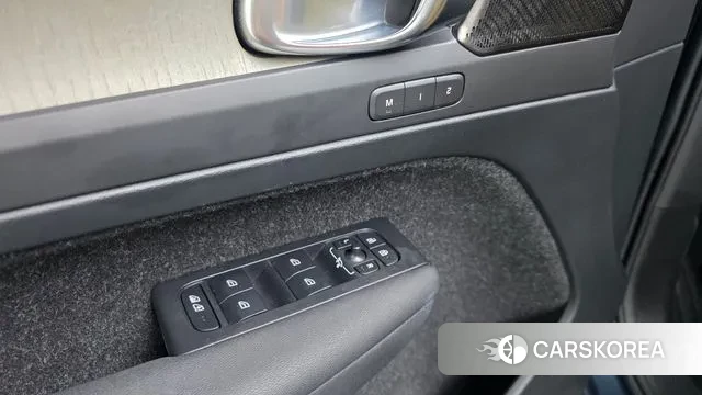 Volvo XC40 2019 Синий из Кореи, фото 4