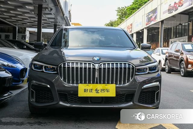 BMW 7 series 2022 Темно-серый из Китая, фото 4