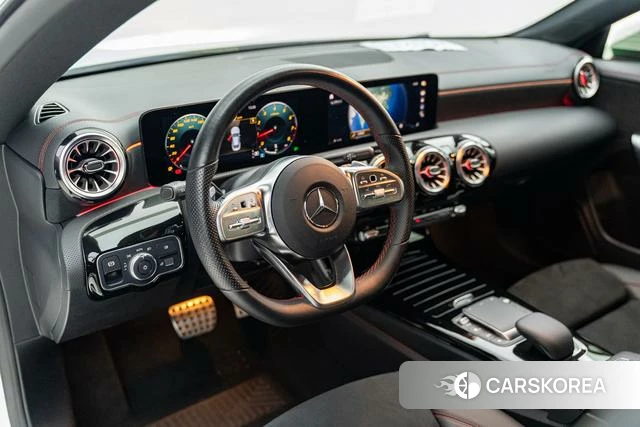Mercedes-Benz CLA (import) 2021 Белый из Китая, фото 4