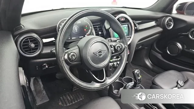 Mini Cooper Convertible 2021 Красный из Кореи, фото 4