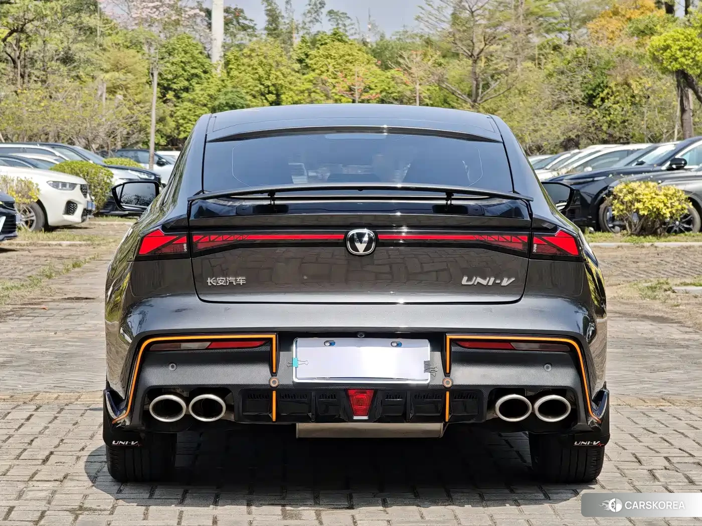 Chang'an Changan UNI-V 2024 Silver/gray из Китая, фото 4