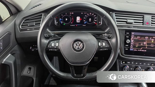 Volkswagen Tiguan second Generation 2020 Белый из Кореи, фото 4