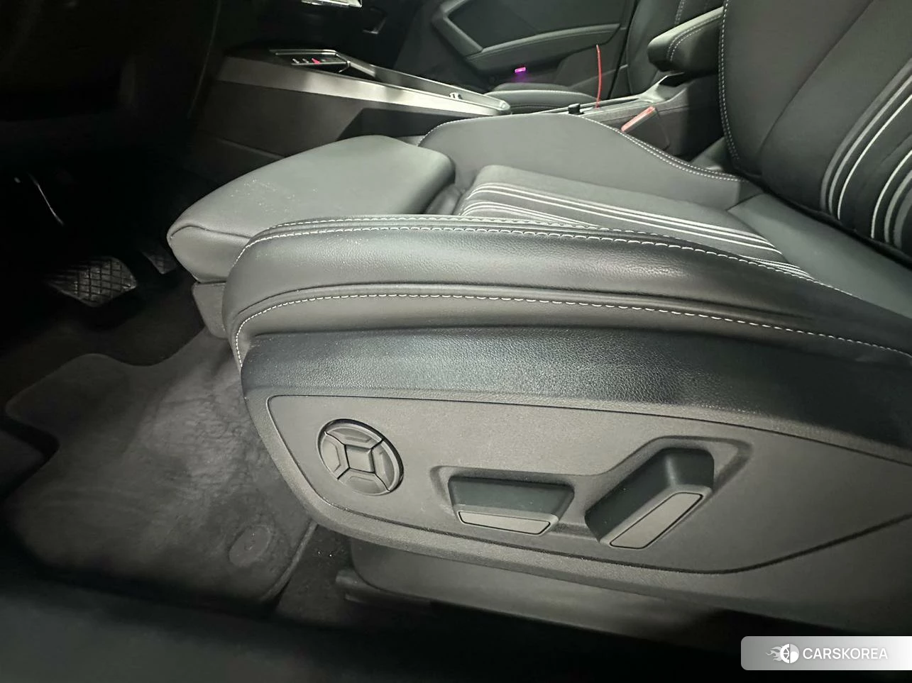 Audi A3 2023 Белый из Китая, фото 4