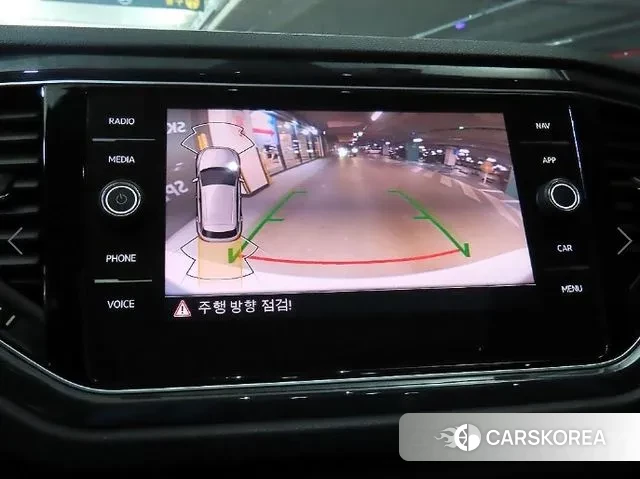 Volkswagen T-Roc 2021 Серебристо-серый из Кореи, фото 4