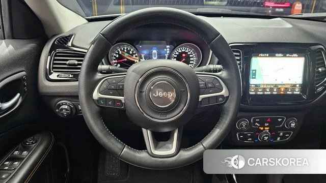 Jeep Compass 2nd Generation 2021 Жемчужный цвет из Кореи, фото 4