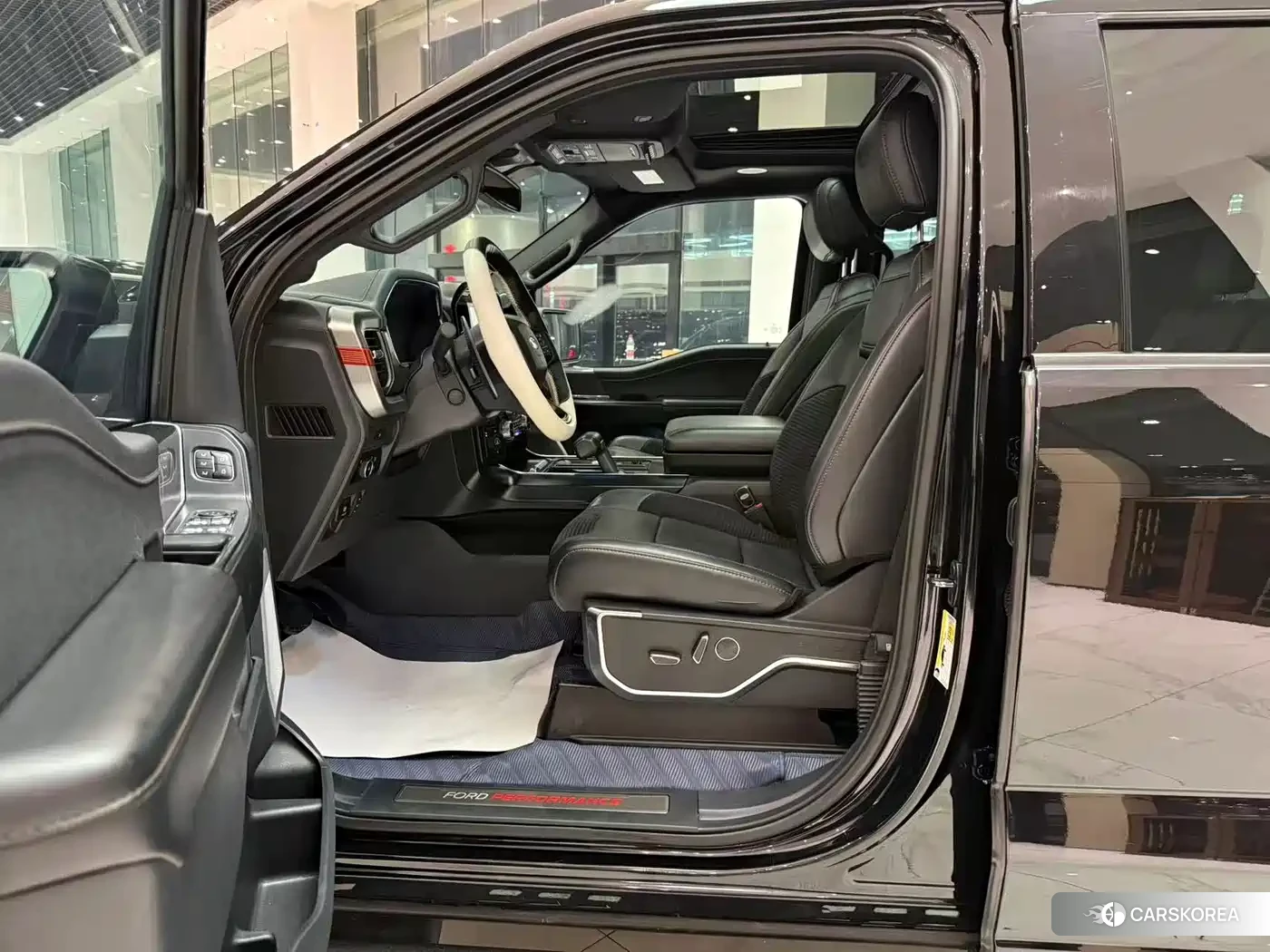 Ford F-150 Raptor 2024 Черный из Китая, фото 4