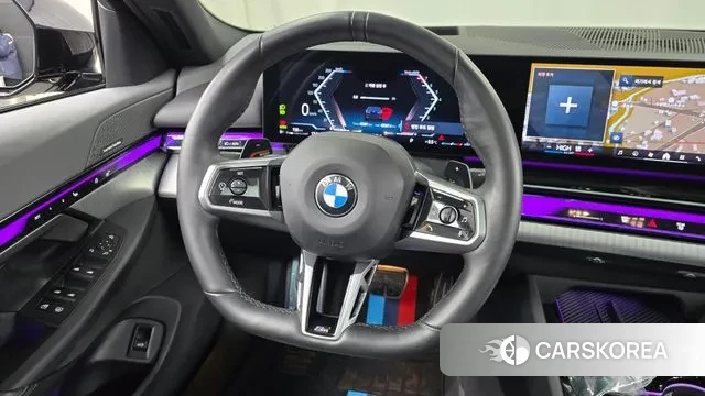 BMW 5 Series (G60) 2023 Черный из Кореи, фото 4