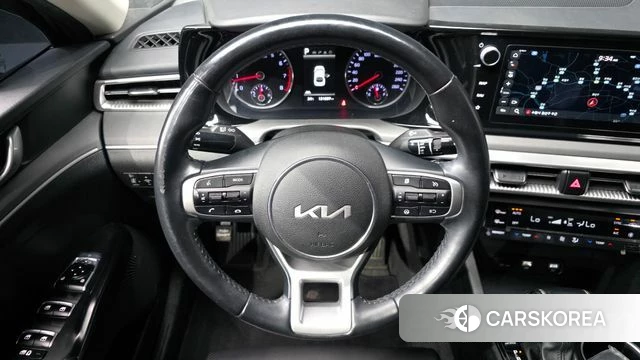 Kia K5 3rd generation 2023 Черный из Кореи, фото 4