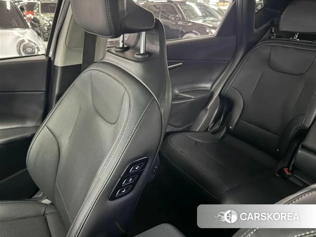 Kia EV6 2023 Белый из Кореи, фото 4