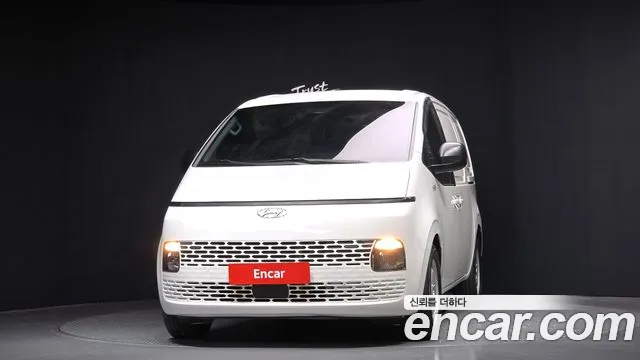 Hyundai Staria 2021 Белый из Кореи, фото 4