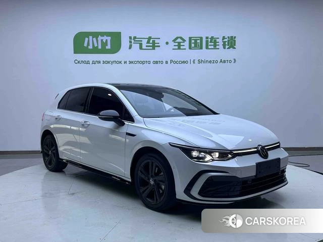 Volkswagen Golf 2023 Белый из Китая, фото 4