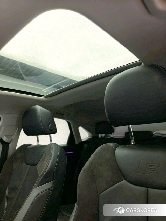 Audi Q3 Sportback 2020 Темно-серый из Китая, фото 4