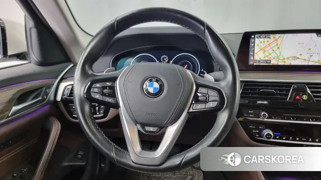 BMW 5 Series (G30) 2019 Белый из Кореи, фото 4