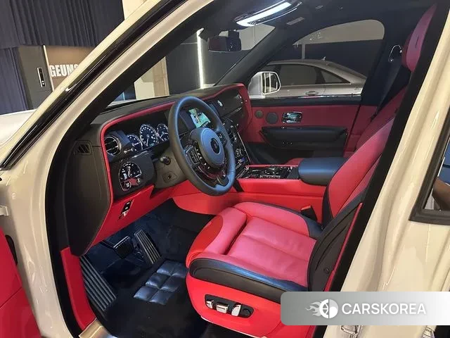 Rolls-Royce Cullinan 2023 Белый из Кореи, фото 4