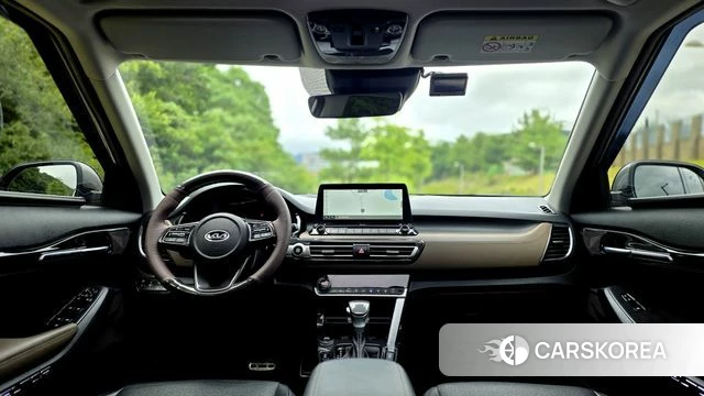 Kia Seltos 2021 Серебристо-серый из Кореи, фото 4