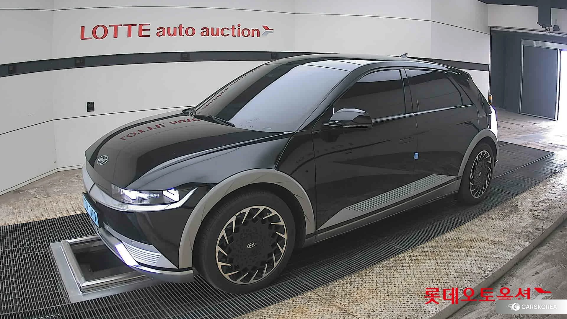 Hyundai IONIQ 5 2022 Phantom Black Pearl из Кореи, фото 4