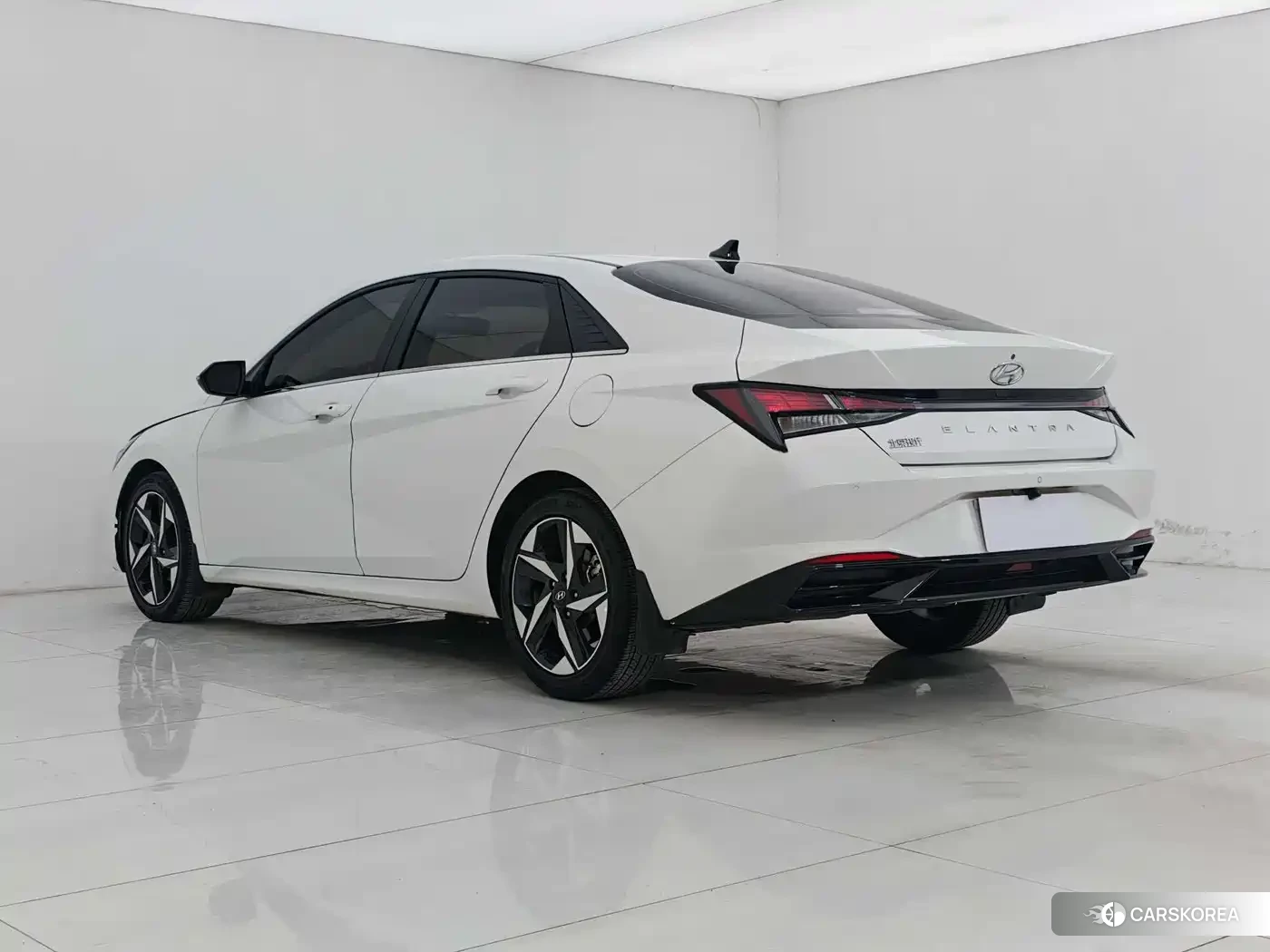Hyundai Elantra 2021 Белый из Китая, фото 4