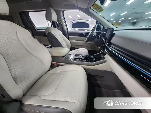 Kia The New Carnival 4th Generation 2024 Черный из Кореи, фото 4