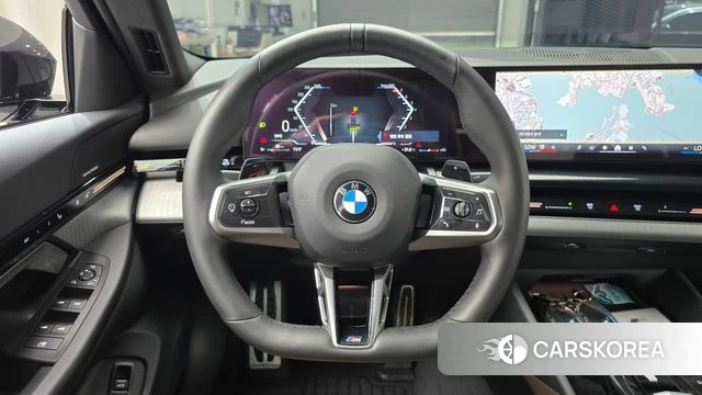 BMW 5 Series (G60) 2024 Черный из Кореи, фото 4