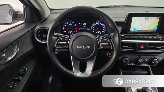 Kia The New K3 2nd generation 2022 Белый из Кореи, фото 4