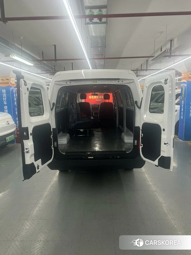 Kaiyi Porpoise E7 2026 Белый из Китая, фото 4