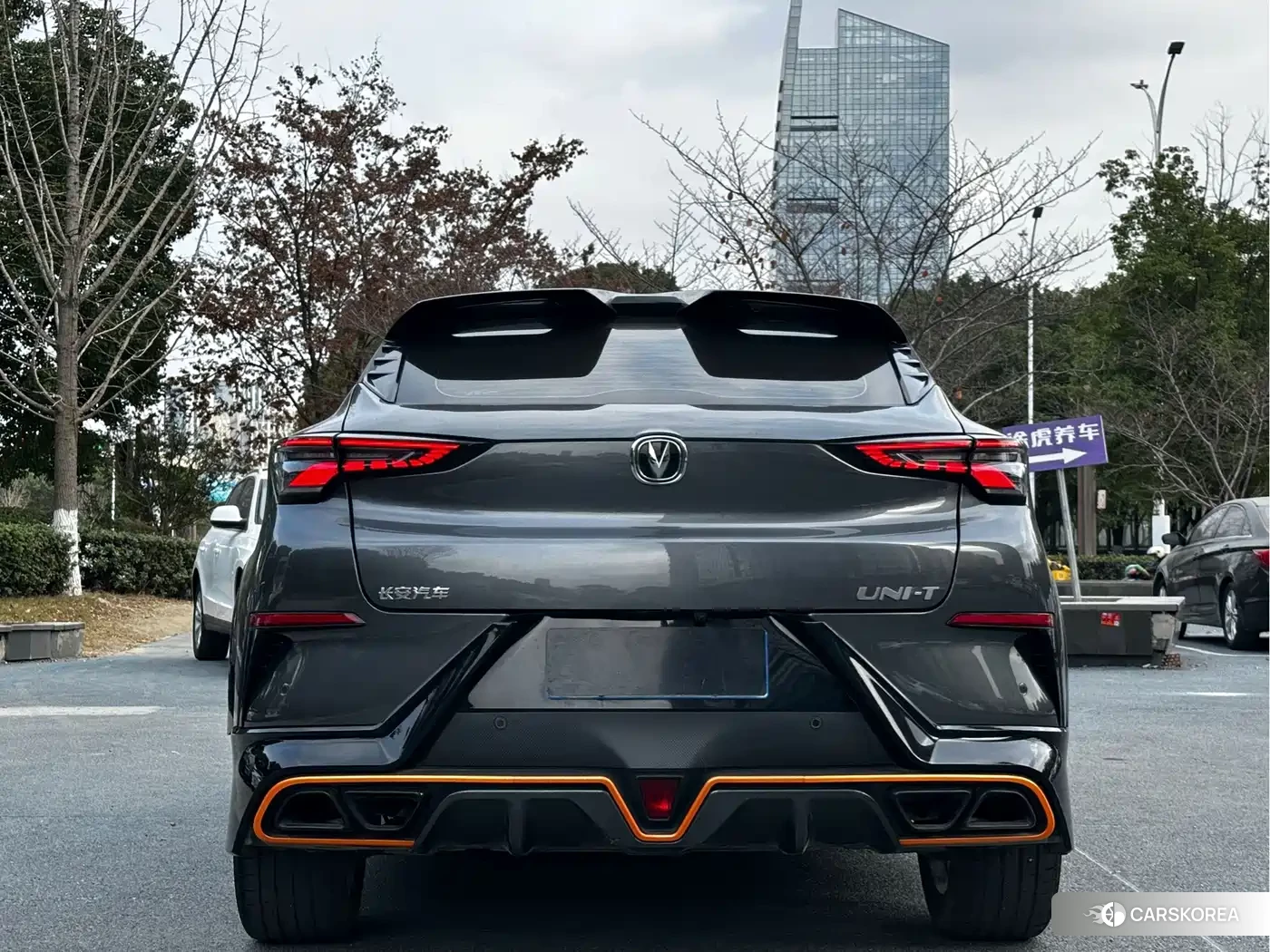 Chang'an UNI-T 2022 Silver/gray из Китая, фото 4