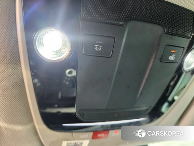 Kia Sportage 5th Generation Hybrid 2022 Белый из Кореи, фото 4