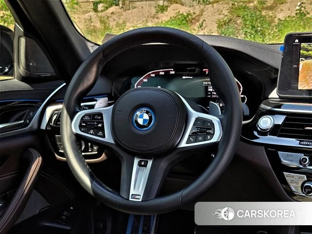 BMW 5 Series (G30) 2022 Черный из Кореи, фото 4