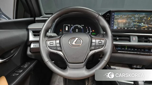Lexus UX300h 2025 Серебристо-серый из Кореи, фото 4